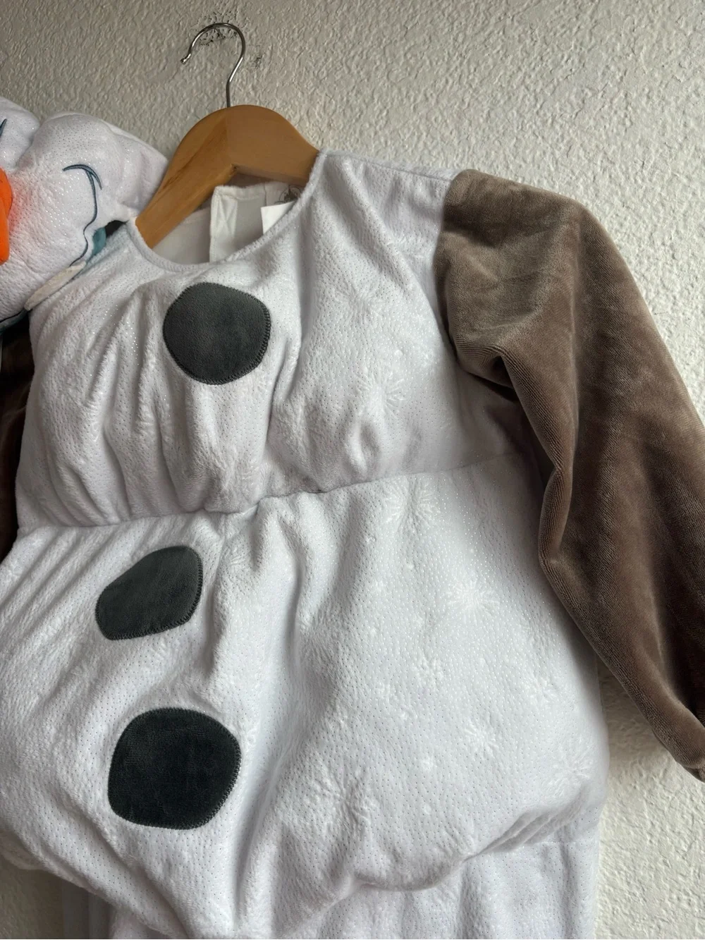 Disney Kids White Olaf Snowman Costume with Brown Sleeves Size 5t